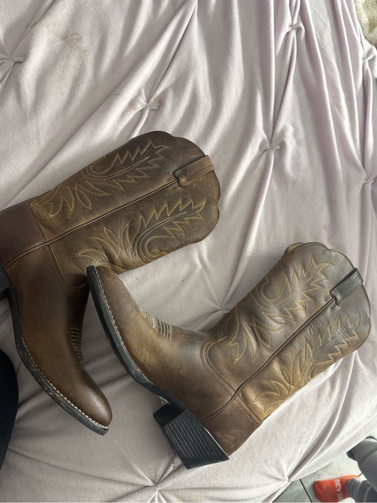 Ariat Shoes - Ariat Brown Leather Western Heeled Boots